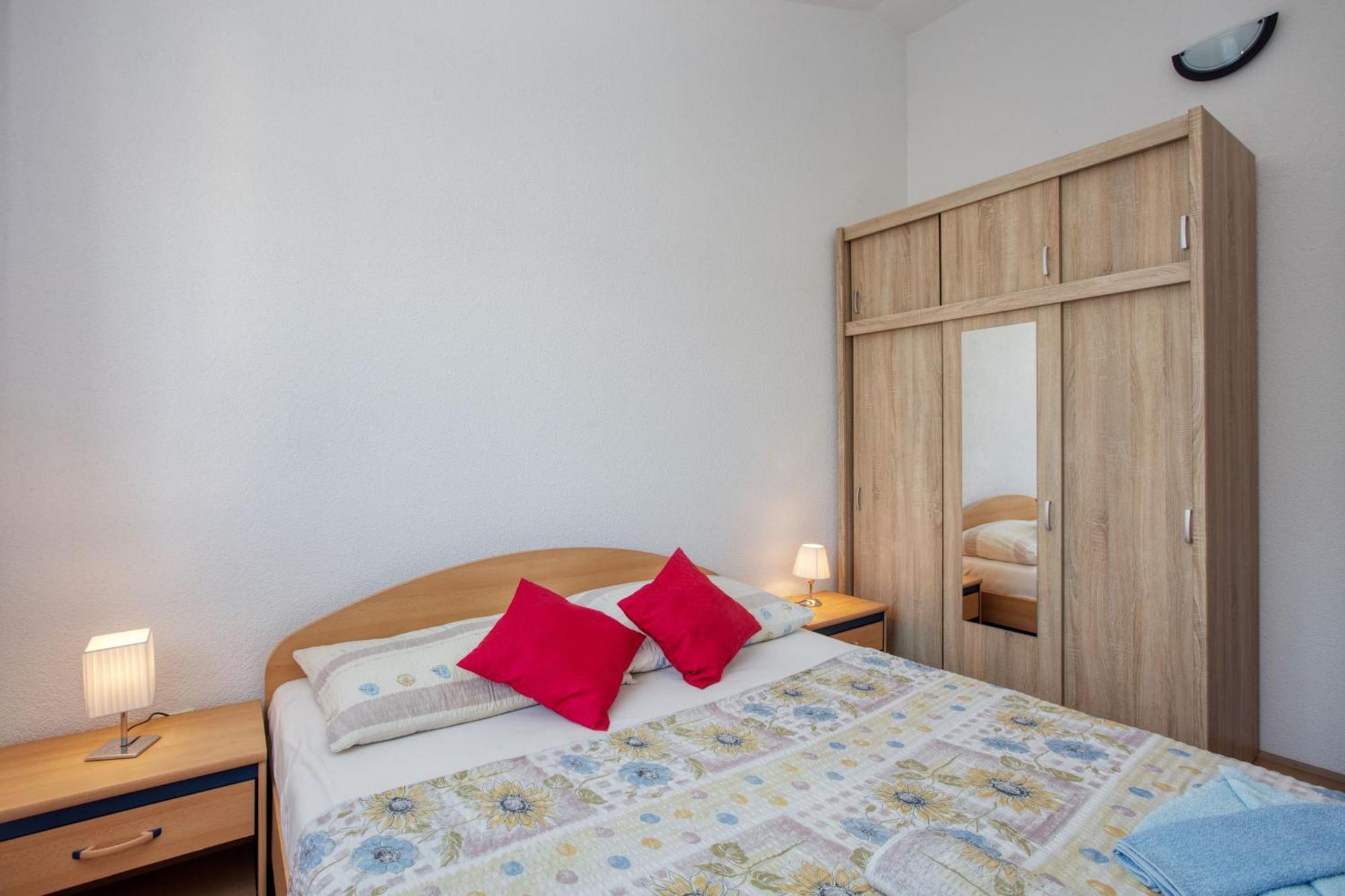 Apartments With A Parking Space Zablace, Sibenik - 4219 Room photo
